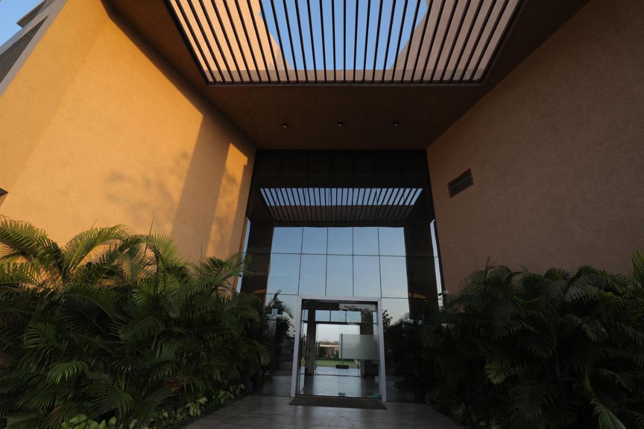 Club Heaven Palanpur Exterior foto