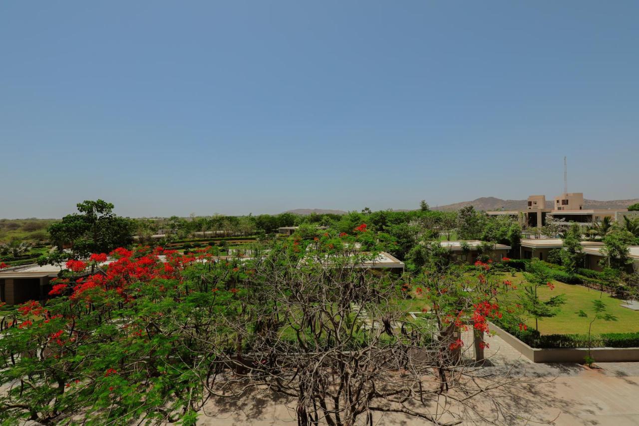 Club Heaven Palanpur Exterior foto