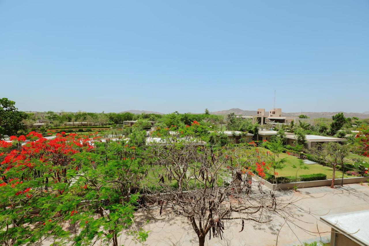 Club Heaven Palanpur Exterior foto